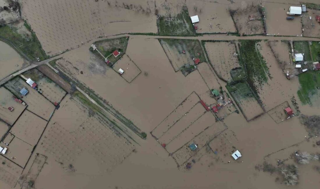 Edirne’de Tunca’da kırmızı, Meriç’te turuncu alarm sürerken, nehirlerde su seviyesi