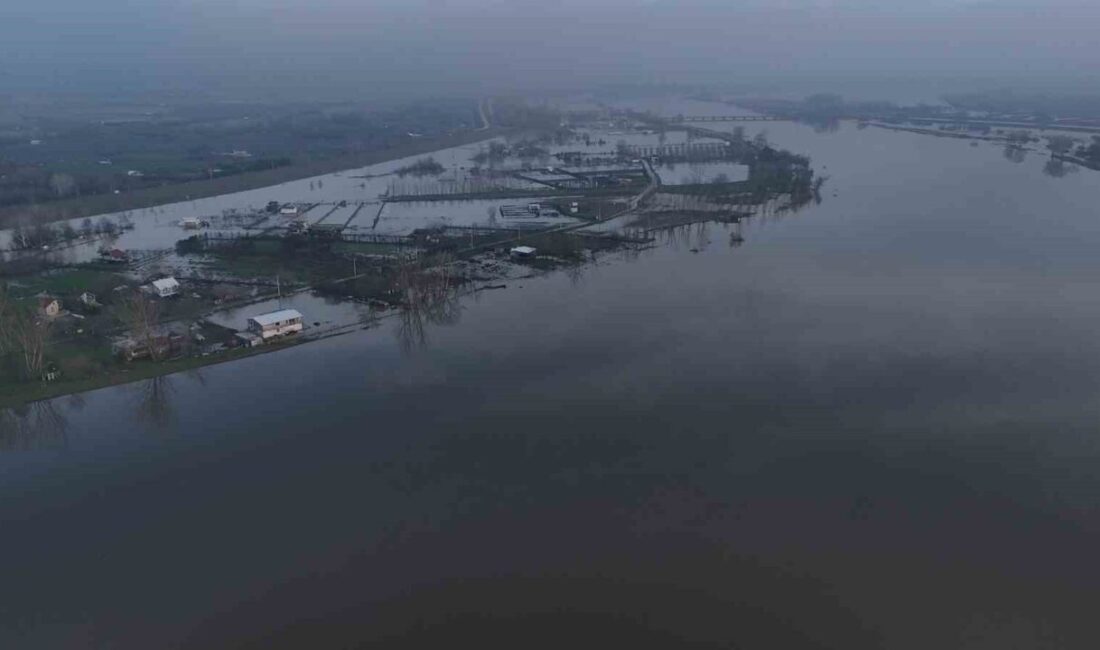 Bulgaristan’daki barajlardan yapılan su salımı sonrası debisi hızla yükselen ve