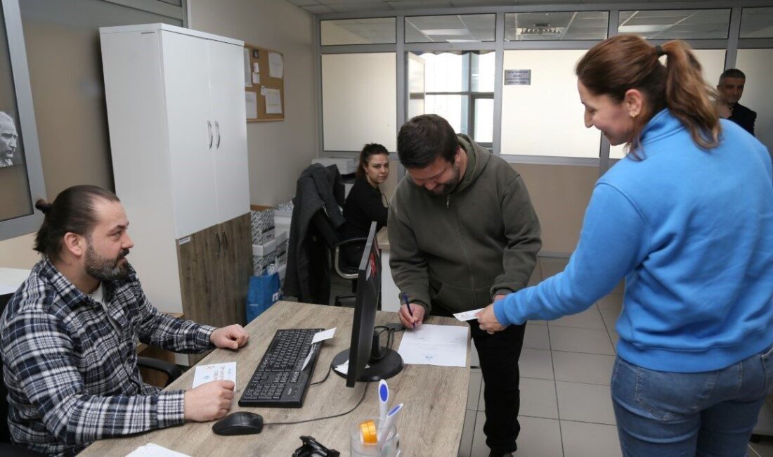Balıkesir’in Edremit Belediyesi, bu yıl da Ramazan ayının dayanışma ruhunu