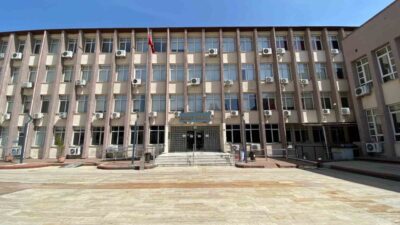 Aydın’ın Efeler ilçesinde bir işletme sahibinden 300 bin TL para