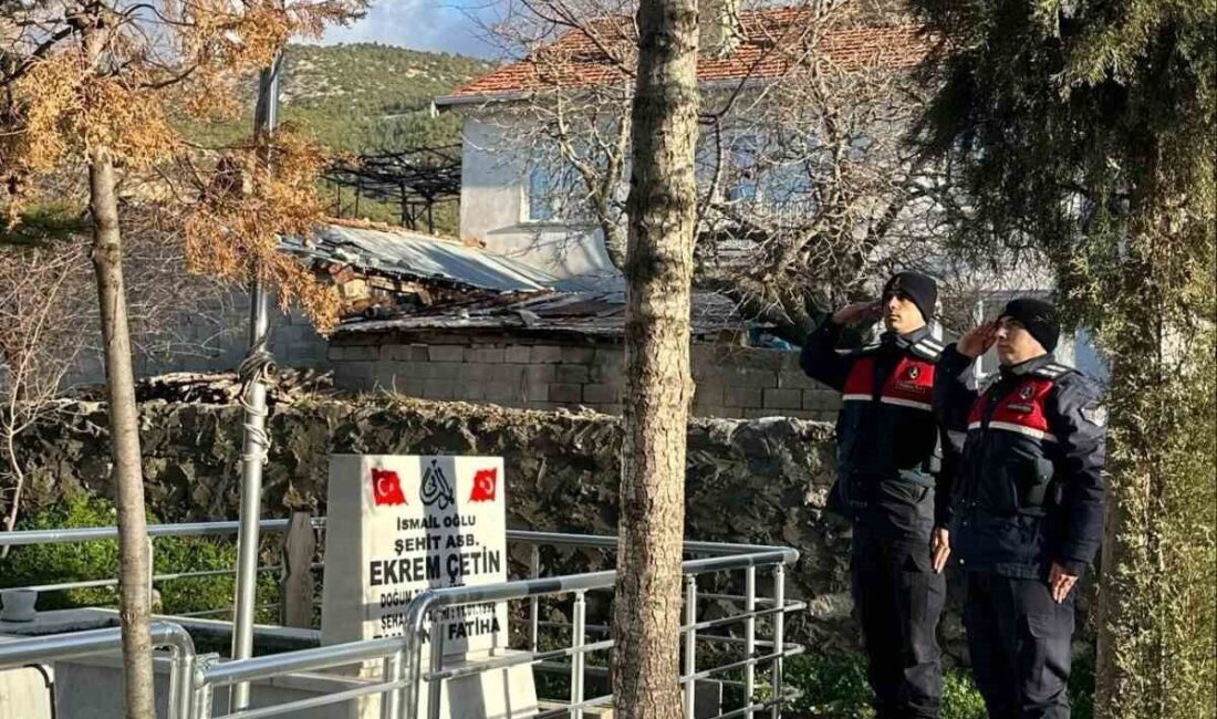 Eğirdir İlçe Jandarma Komutanlığı sorumluluk sahasındaki şehit mezarlıklarında bakım ve