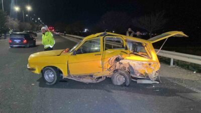 Elazığ’da iki otomobilin çarpışması sonucu meydana gelen trafik kazasında 1