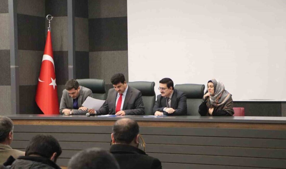 Elazığ’da düzenlenen mutat toplantısında din görevlileri bir araya gelerek Ramazan