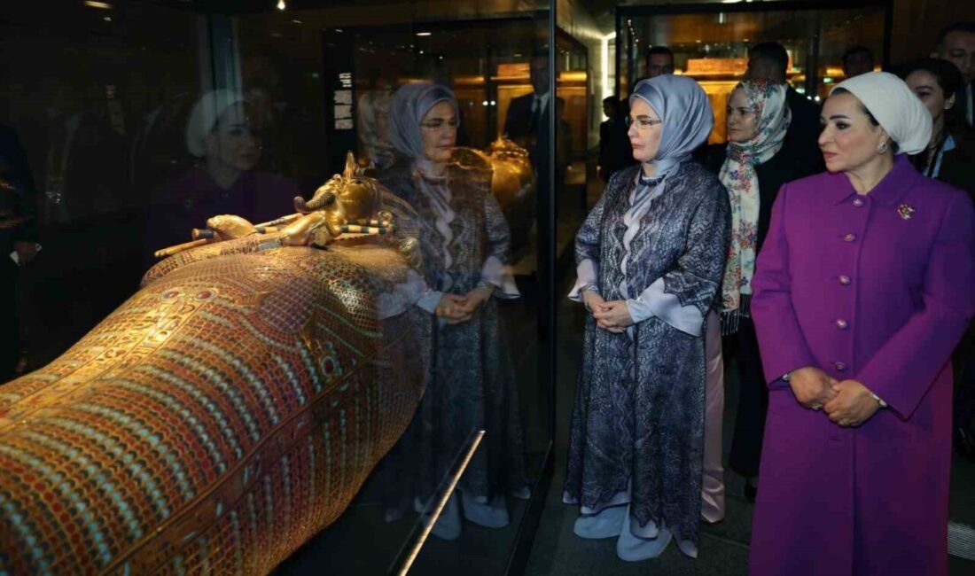 Cumhurbaşkanı Recep Tayyip Erdoğan’ın eşi Emine Erdoğan, Mısır Cumhurbaşkanı Abdulfettah