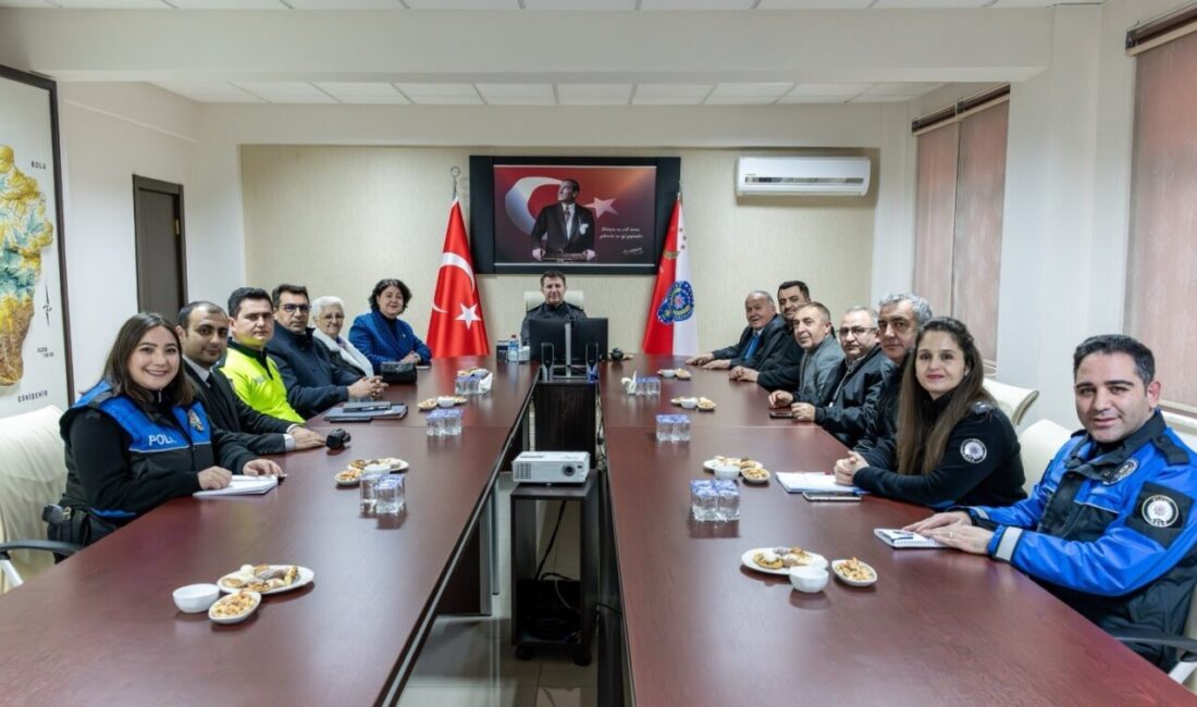Bilecik’te Emniyet Müdürü Erdem Çağlar başkanlığında huzur toplantısı düzenlendi. Bilecik