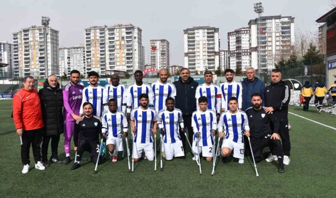Geçirdikleri kaza sonucu engelli kalan ve bedensel engellerini sporla aşan