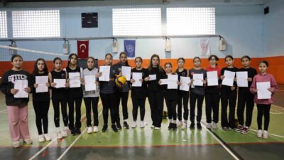 ADANA (İHA) – Kahramanmaraş’ın Pazarcık ilçesinde depremi yaşayan ve Adana’da