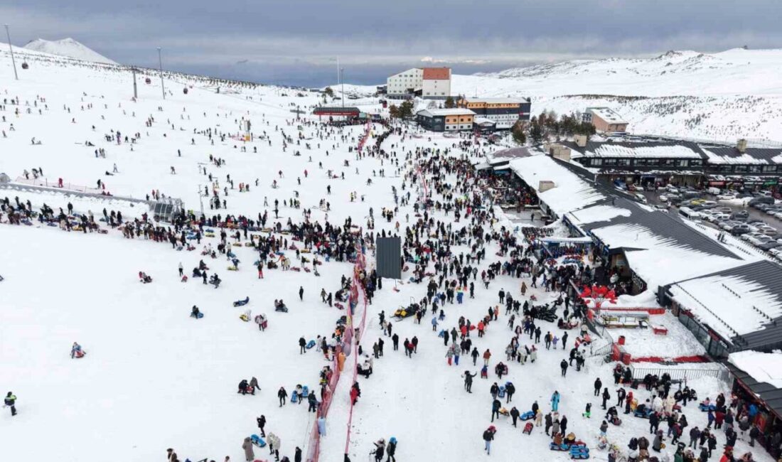 Türkiye’nin önemli kış turizmi merkezlerinden olan Erciyes Kayak Merkezi’nde hafta