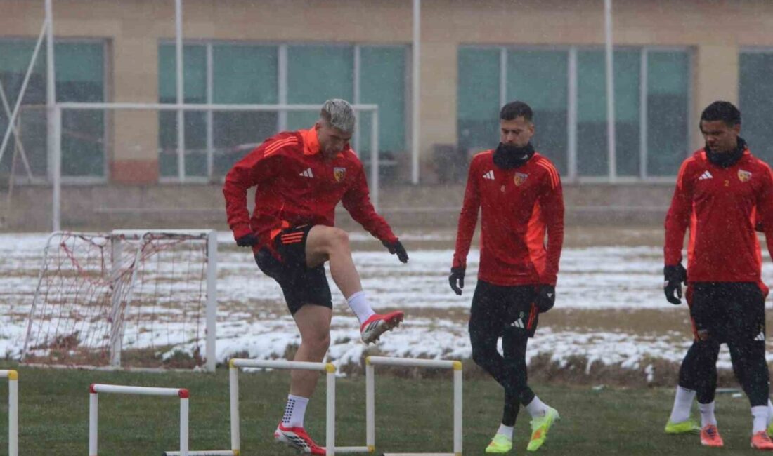 Kayserispor Teknik Direktörü Erling Moe, Gençlerbirliği maçına ilişkin, “Savaşarak arzuladığımız