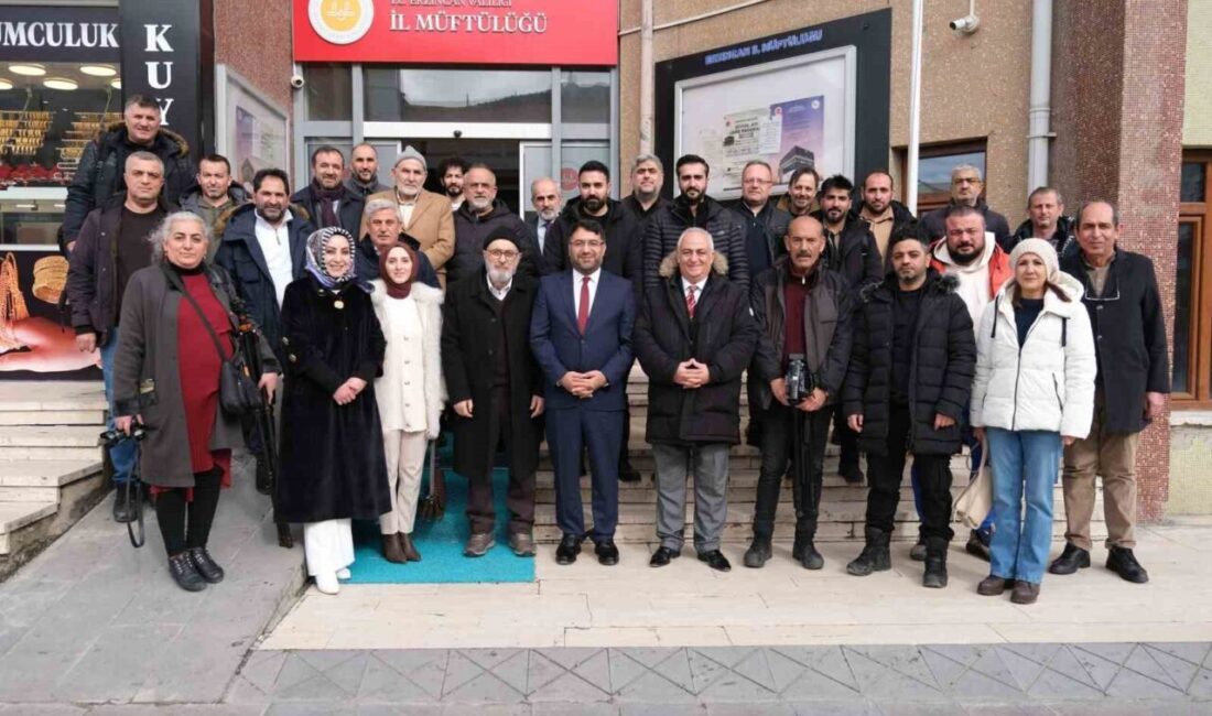 Erzincan İl Müftülüğü tarafından düzenlenen programda, yerel ve ulusal basın
