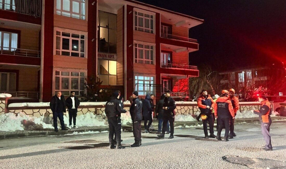 Erzincan’da meydana gelen olayda, ocakta eritilmeye çalışılan kurşunun patlaması sonucu