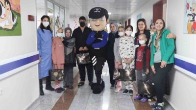 Erzurum Emniyet Müdürlüğü’ne bağlı Toplum Destekli Polislik Şube Müdürlüğü ekipleri,