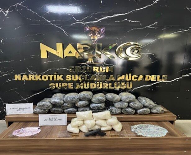 Erzurum’da polisin düzenlediği operasyonda 23 kilogram skunk ve 11 kilogram
