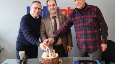 12 Şubat 1992’de yayın hayatına başlayan Erzurum’un ilk özel radyosu