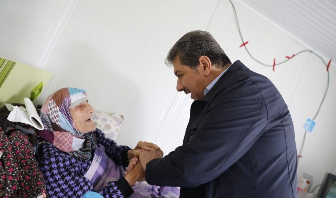 Esenler Belediyesi, emekli vatandaşların günlük ihtiyaçlarını karşılamalarına destek olmak ve