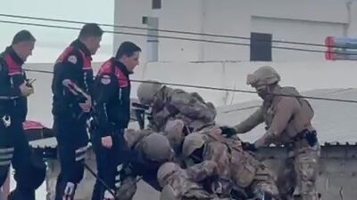 Adana’da bir kişi, eski çalıştığı tekstil atölyesindeki iş arkadaşlarını iddiaya