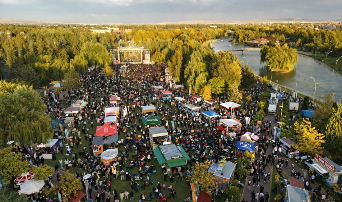 Bu yıl 6’ncısı düzenlenecek olan Eskişehir Kahve Festivali’nde Duman, Can