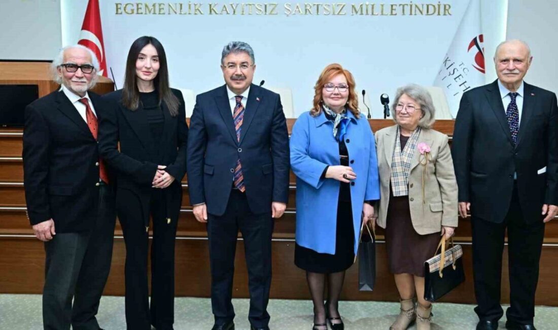 Eskişehir Valiliği Yazı İşleri Müdürü Serhan Yavuz, düzenlenen veda programı