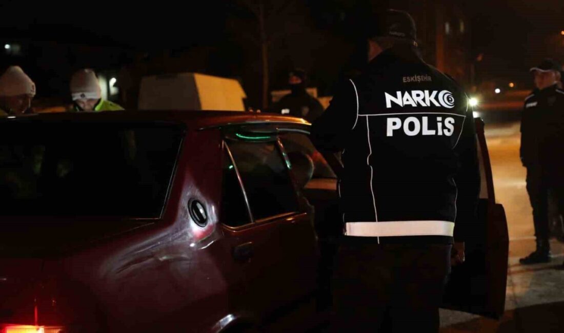 Eskişehir’de polis ekiplerince yapılan uygulamalarda 218 şahıs ve 71 araç