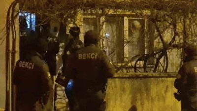 Bartın’da gece yarısı evine pencereden giren genç, paniğine neden oldu.
