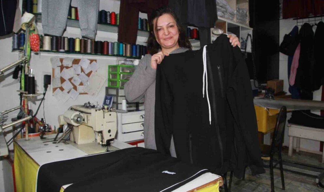Ordu’da terzi dükkanı bulunan Ayşe Tepe, fabrikaların ‘atık’ diye ayırdığı