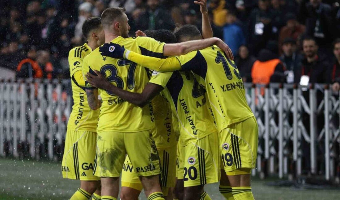 Trendyol Süper Lig’de Kocaelispor’a konuk olan Fenerbahçe, rakibini 2-0 mağlup