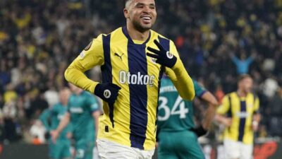 Fenerbahçe, Faslı forvet Youssef En-Nesyri’nin Al-Ittihad takımına transfer olduğunu açıklayarak
