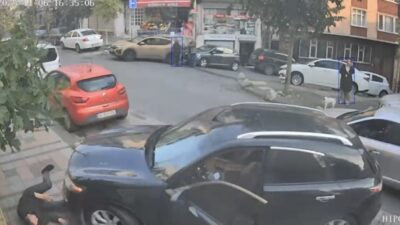 Kağıthane’de aracıyla geri manevra yapmak isteyen 48 yaşındaki sürücü, aracından