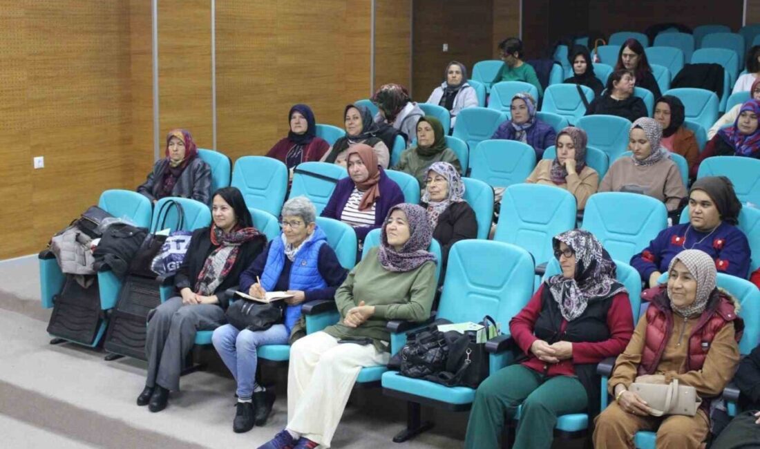 Antalya’nın Finike ilçesinde Büyükşehir Belediyesi, yeni oluşum sürecinde olan kadın