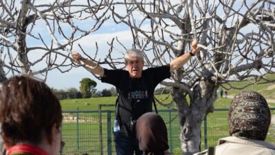 Denizli Büyükşehir Belediyesi tarafından düzenlenen Temel Fotoğrafçılık Eğitimi kapsamında kursiyerler