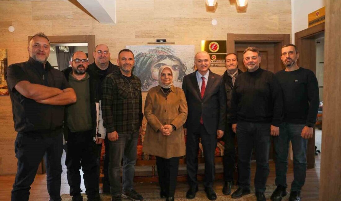 AK Parti Düzce Milletvekili Ayşe Keşir ile Düzce Belediye Başkanı