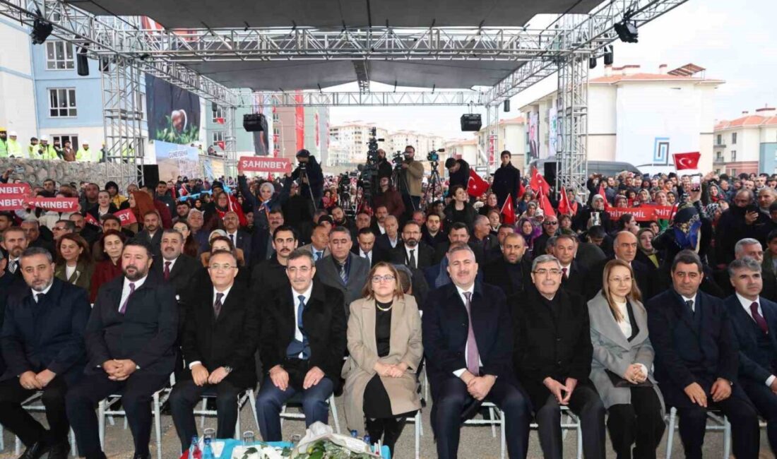 Cumhurbaşkanı Yardımcısı Cevdet Yılmaz’ın katıldığı törenle, Gaziantep Büyükşehir Belediyesi’nin devam