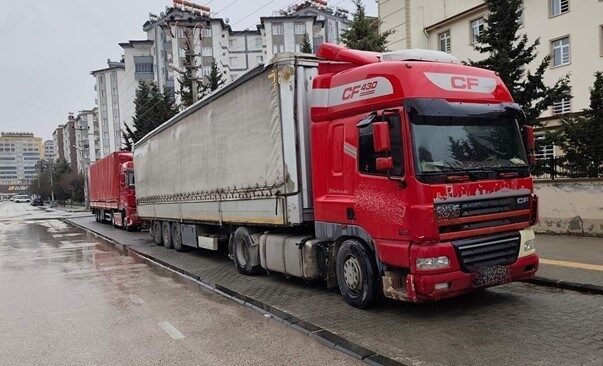 Gaziantep’te şehir içinde hatalı park eden toplam 734 ağır vasıta