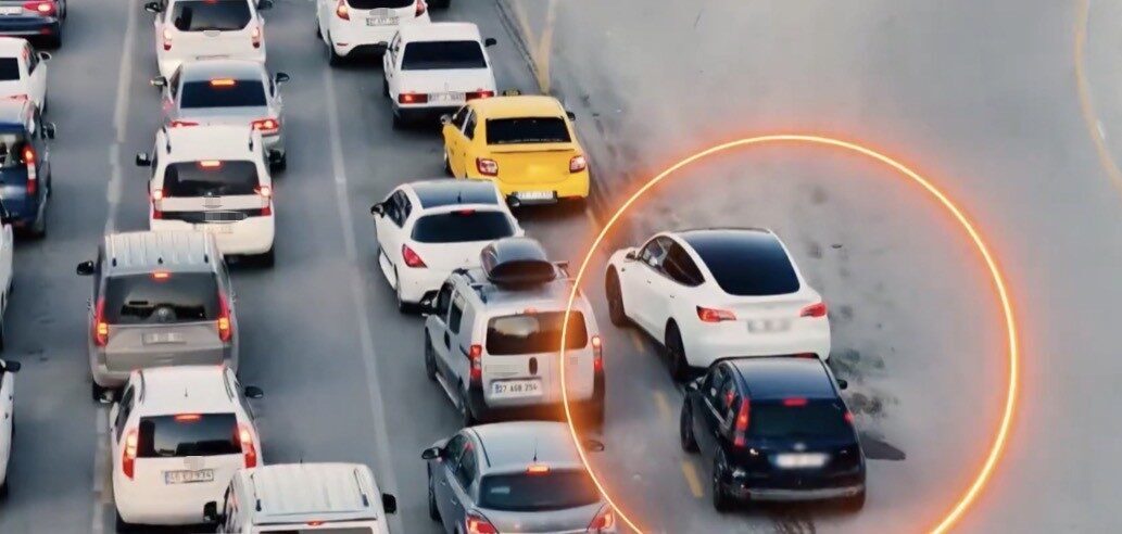 Gaziantep’te trafikte kural dışı şerit ihlali yapan 775 araç sürücüsüne