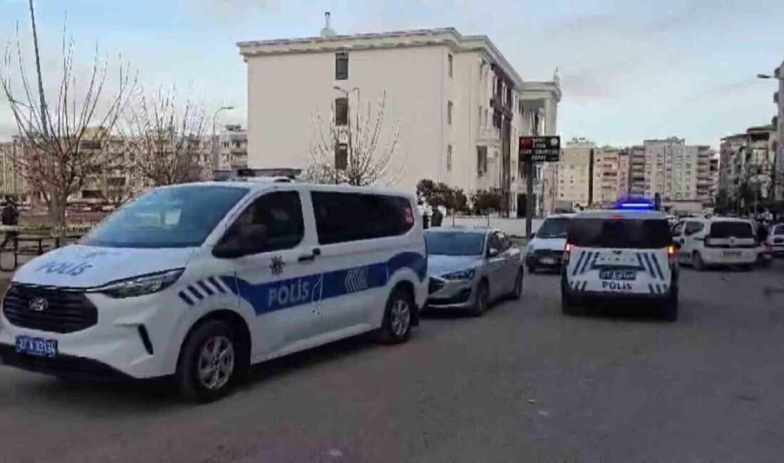 Gaziantep’te kızlar arasında erkek arkadaş meselesi sebebiyle çıkan bıçaklı kavgada