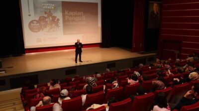 Gebze Belediye Başkanı Zinnur Büyükgöz, Kültür Merkezi’nde düzenlenen sinema etkinliğinde