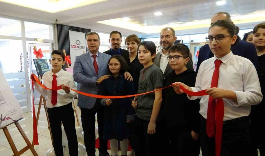 Yozgat’ta yaşayan Alya Begüm Topaktaş, ilk kişisel resim sergisini okulunda