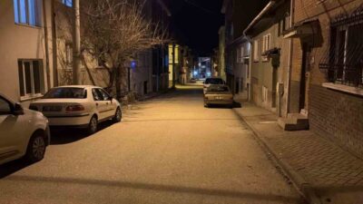 Eskişehir’de kız meselesinden çıkan kavgada 17 yaşındaki bir genç bıçakla