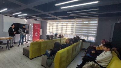 Eskişehir’de GençTek ekiplerinin çalışmalarına daha etkin katkı sunulması amacıyla öğrenci