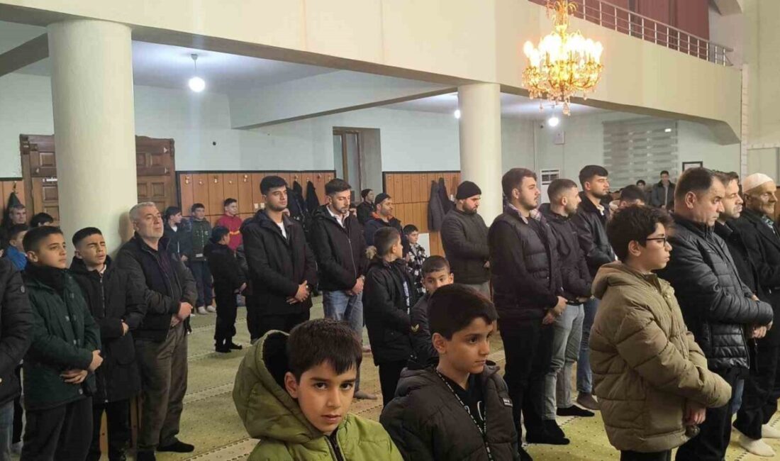 Batman’ın Gercüş ilçesinde Ramazan ayının müjdeleyicisi olarak kabul edilen Berat