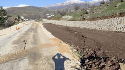 Adıyaman’ın Gerger ile Kahta ilçeleri arasındaki karayolunda etkili olan yoğun