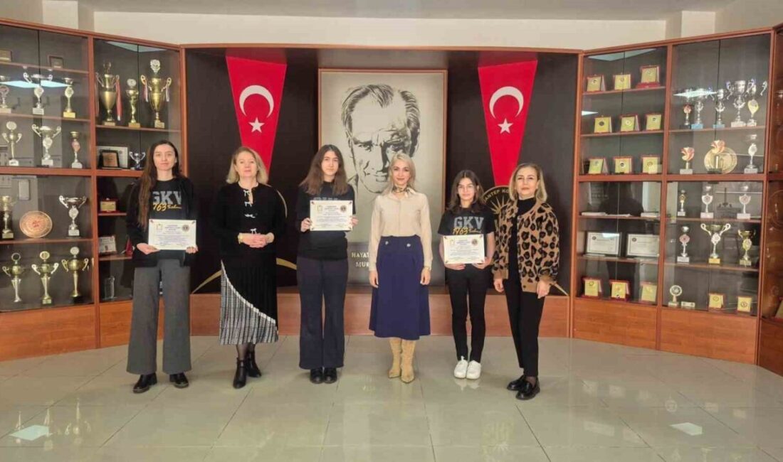 Katıldıkları sınavları kazanarak 2026 yılında dünyanın farklı ülkelerinde düzenlenecek olan