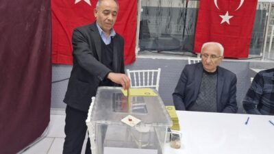 Adıyaman’ın Gölbaşı ilçesinde Esnaf ve Sanatkarlar Odası’nın seçimli genel kurulu