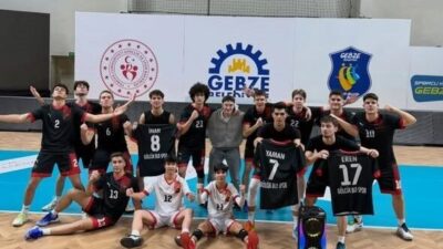 Kocaeli Genç Erkekler Süper Ligi’nde mücadele eden Gölcük Belediyespor, ligin