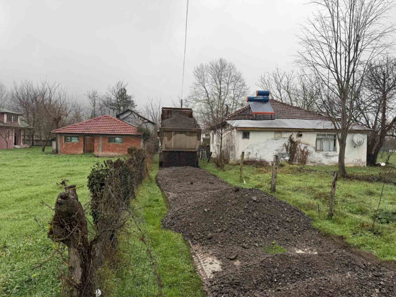 DÜZCE (İHA) – Düzce’nin Gölyaka İlçesi Özel İdaresi Müdürlüğü ekipleri