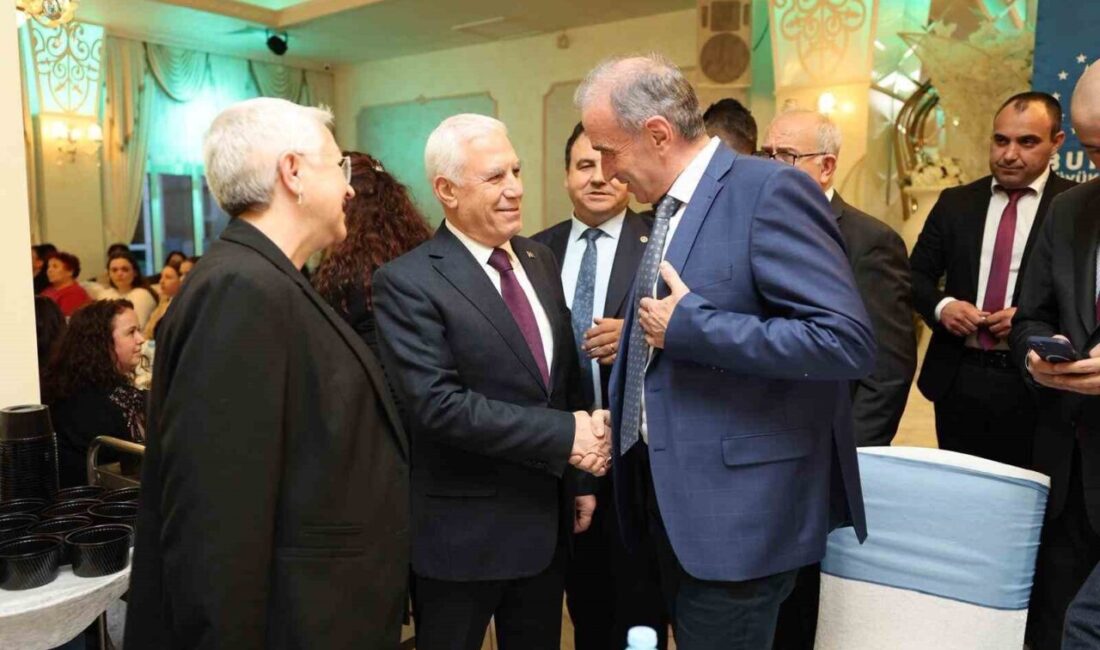 Bursa Büyükşehir Belediyesi’nin kardeş şehir Filibe’de yüzlerce Müslümanın katılımıyla düzenlediği