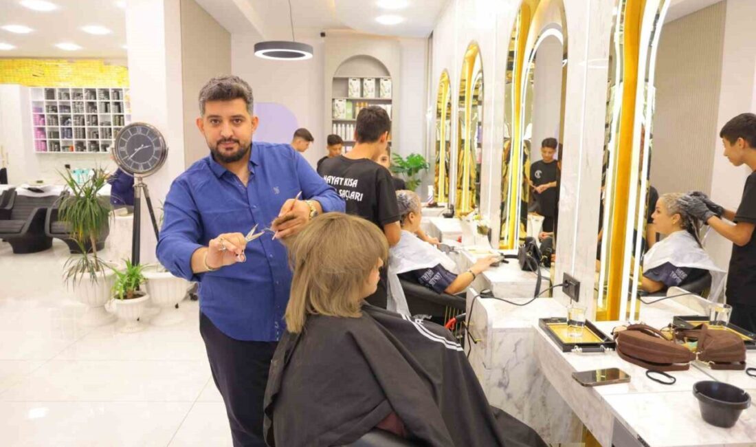 Kahramanmaraş’ta 6 Şubat depremlerinden bir gün önce salonuna gelen müşterilerini