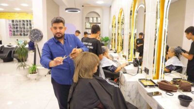 Kahramanmaraş’ta 6 Şubat depremlerinden bir gün önce salonuna gelen müşterilerini