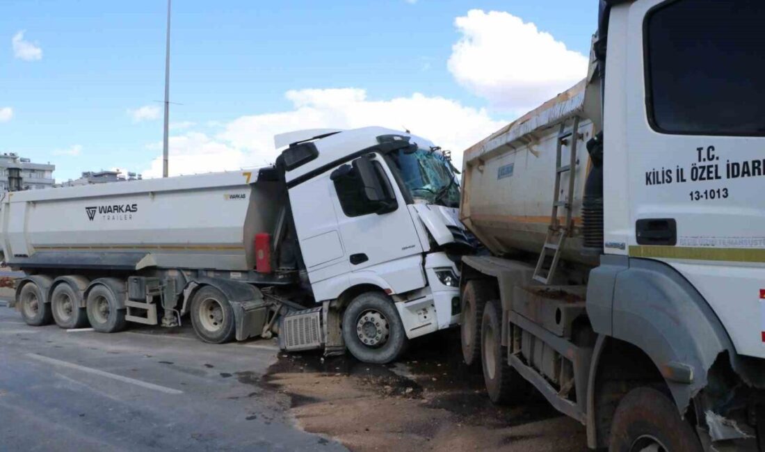 Kilis’te iki hafriyat kamyonunun çarpışması sonucu 1 kişi yaralandı. Yaralı