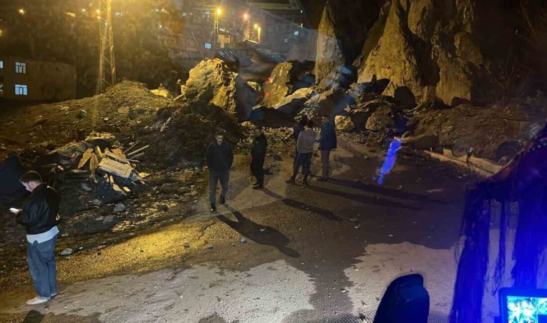 Hakkari’de yoğun kar yağışı ve ardından etkili olan sağanak nedeniyle